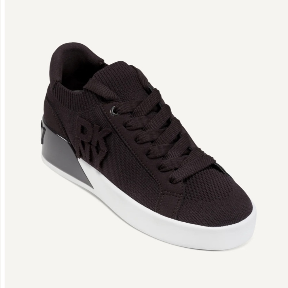 DKNY Mallory Lace Up Sneaker 30mm - Women’s US 8 NWOT
